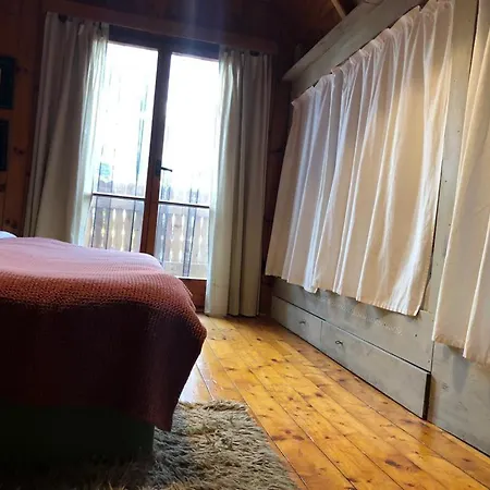 Wooden House In The Nature Chalé *